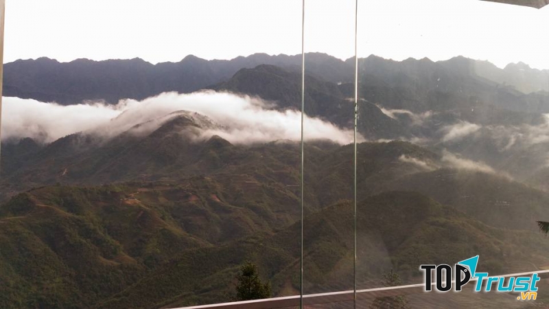 View núi cực đỉnh