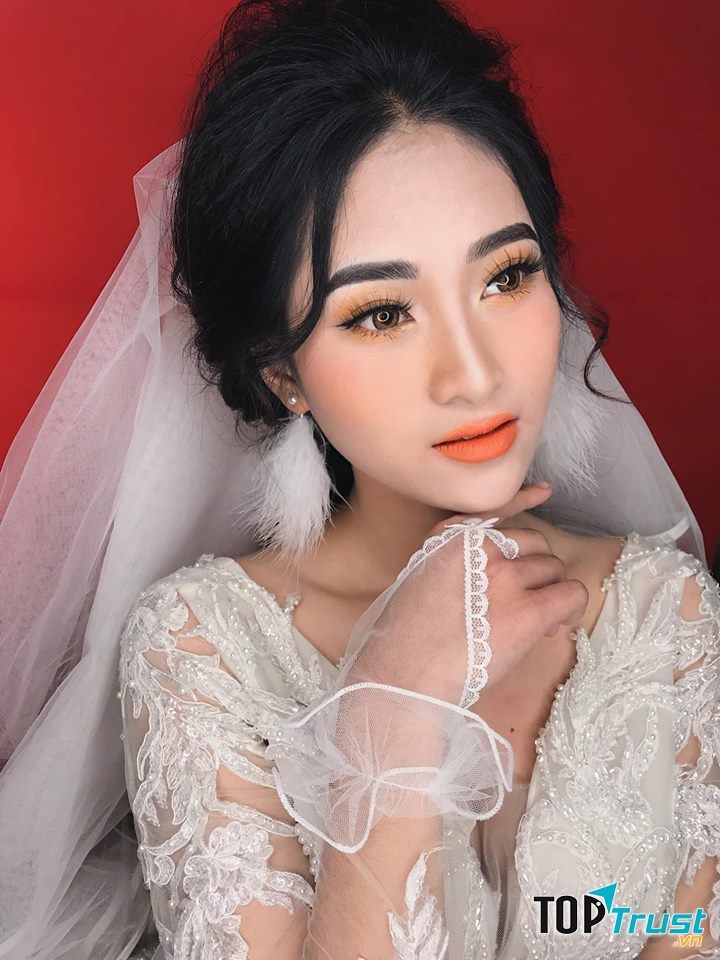 Vân Anh Makeup Artist