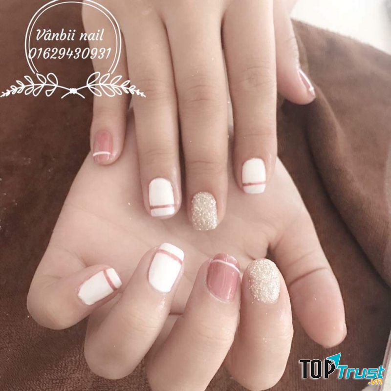 Vân Bii Nail Mi