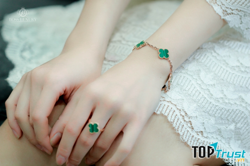 Trang sức Van Cleef & Arpels