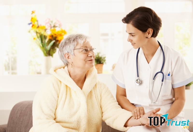 Người già thường ngủ rất ít và đây cũng là bệnh mà khó khắc phục được