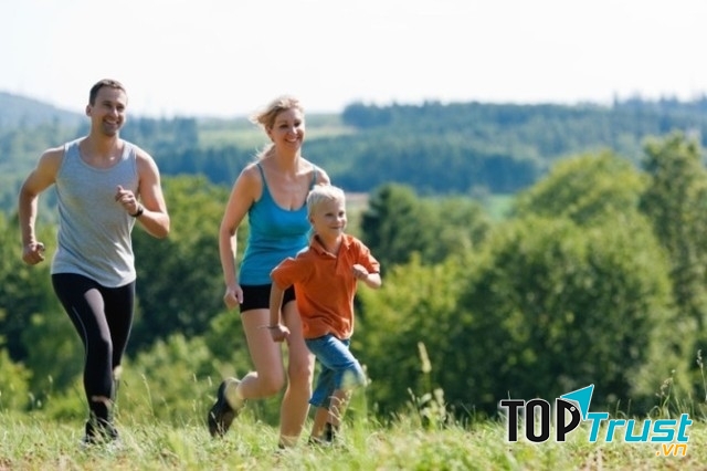 Vận động đúng cách giúp cơ thể khỏe mạnh, đẩy lùi táo bón