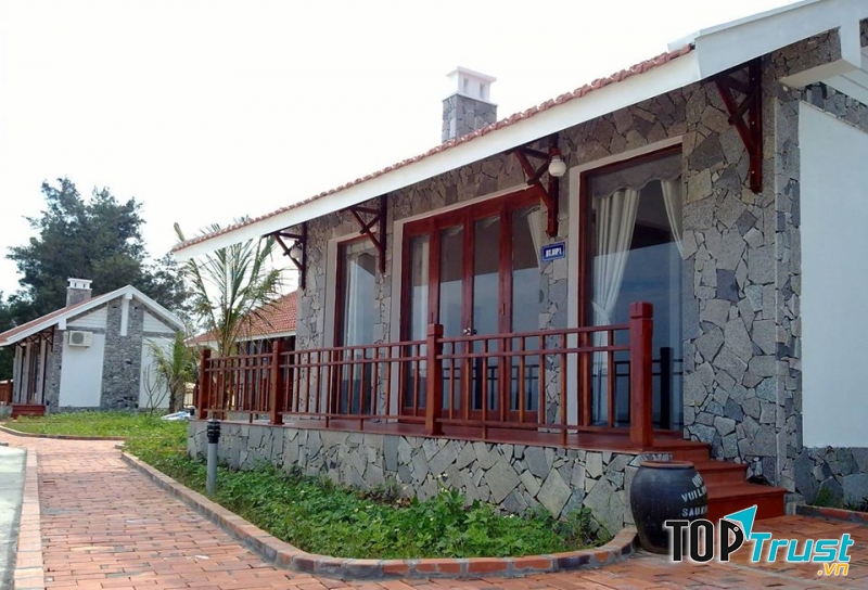 Vân Hải Đỏ Resort Quan Lạn