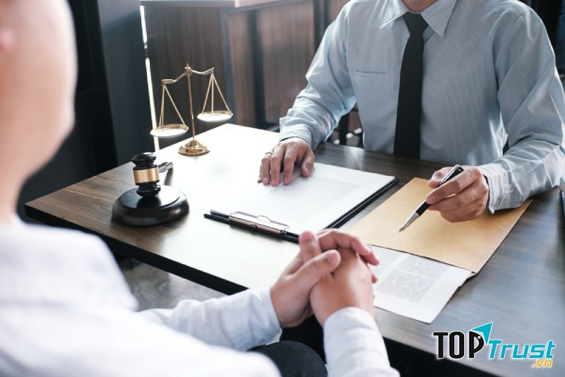 Văn phòng Luật sư Thiên Phúc được xây dựng và phát triển dựa trên đội ngũ luật sư giàu kinh nghiệm trong nhiều lĩnh vực tư vấn luật