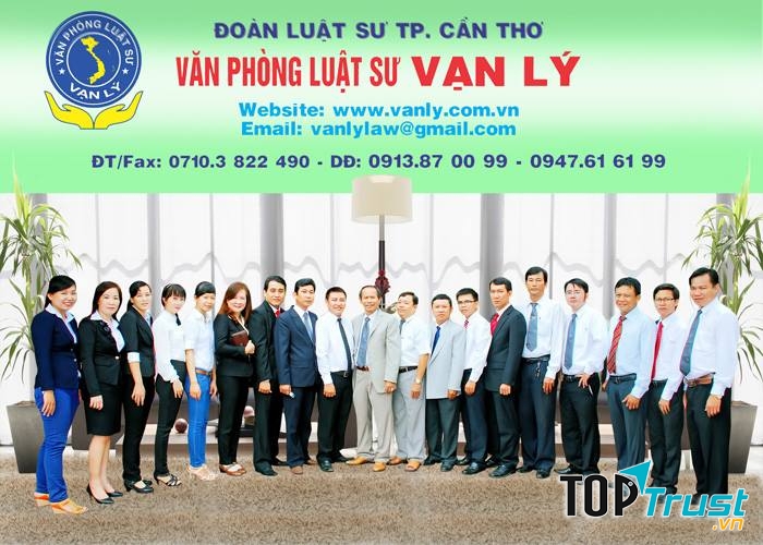 Đội ngũ luật sư Văn phòng Luật sư Vạn Lý
