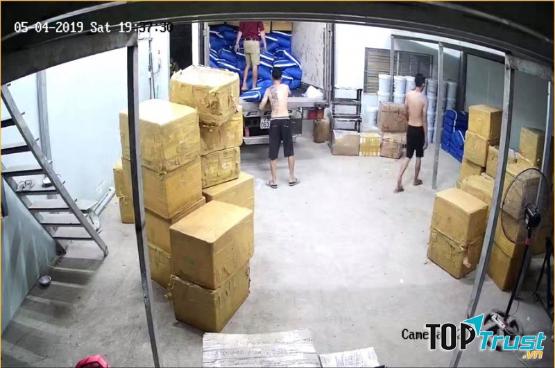 Vận Tải Nhật Hồng - Chành xe tải vận chuyển hàng Bắc Nam giá rẻ