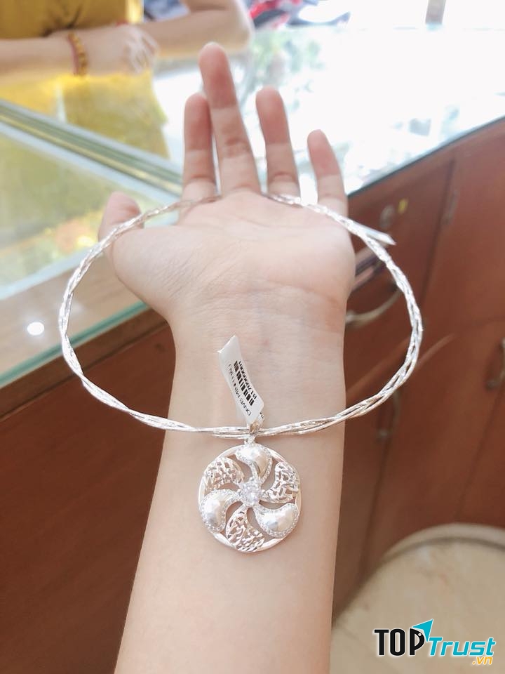 Vàng Bạc Đá Quý Trang Sức MINH HẬU