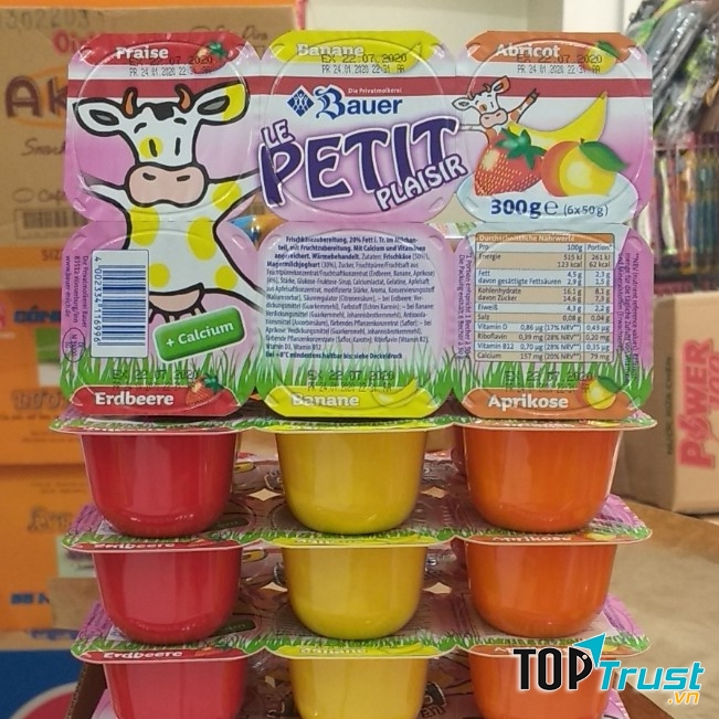 Váng sữa Bauer Petit﻿﻿ có nhiều canxi và men tiêu hóa