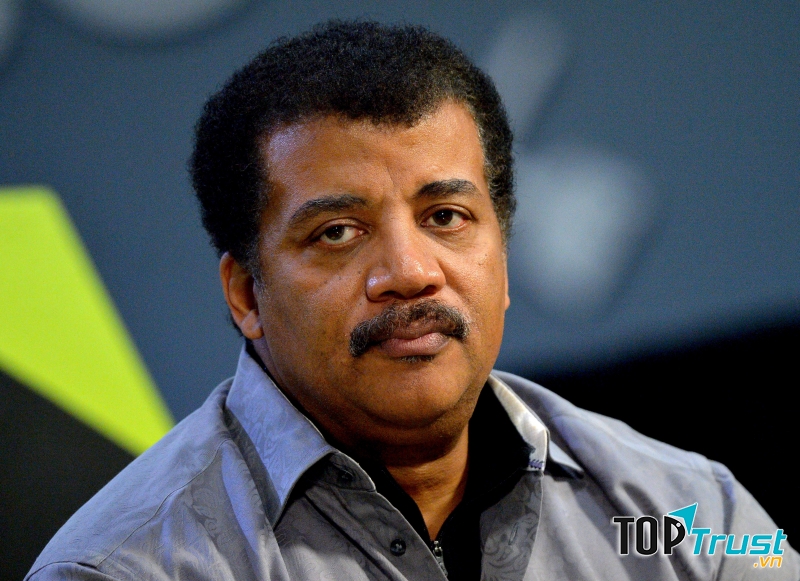 Tác giả Neil Degrasse Tyson