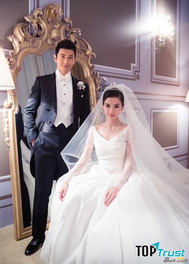 Váy cưới của Angela Baby