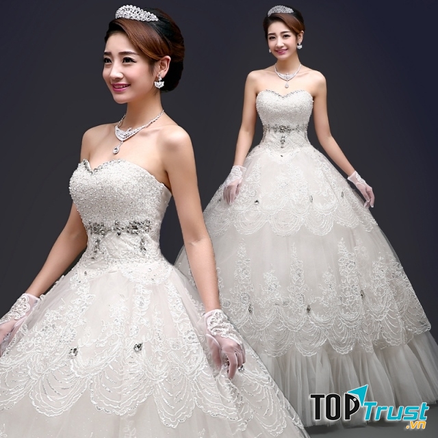 Váy cưới đính đá