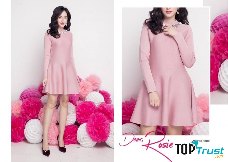 Chỉ cần một chiếc váy xòe màu pastel đã toát lên vẻ thanh lịch, nữ tính