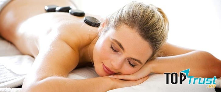 Giúp vợ làm đẹp, thư giãn chính là một ông xã tâm lí