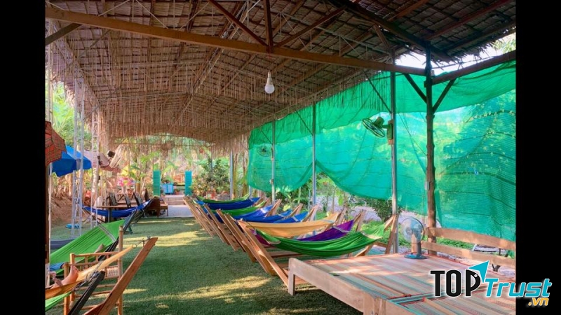 Về Nhà Homestay