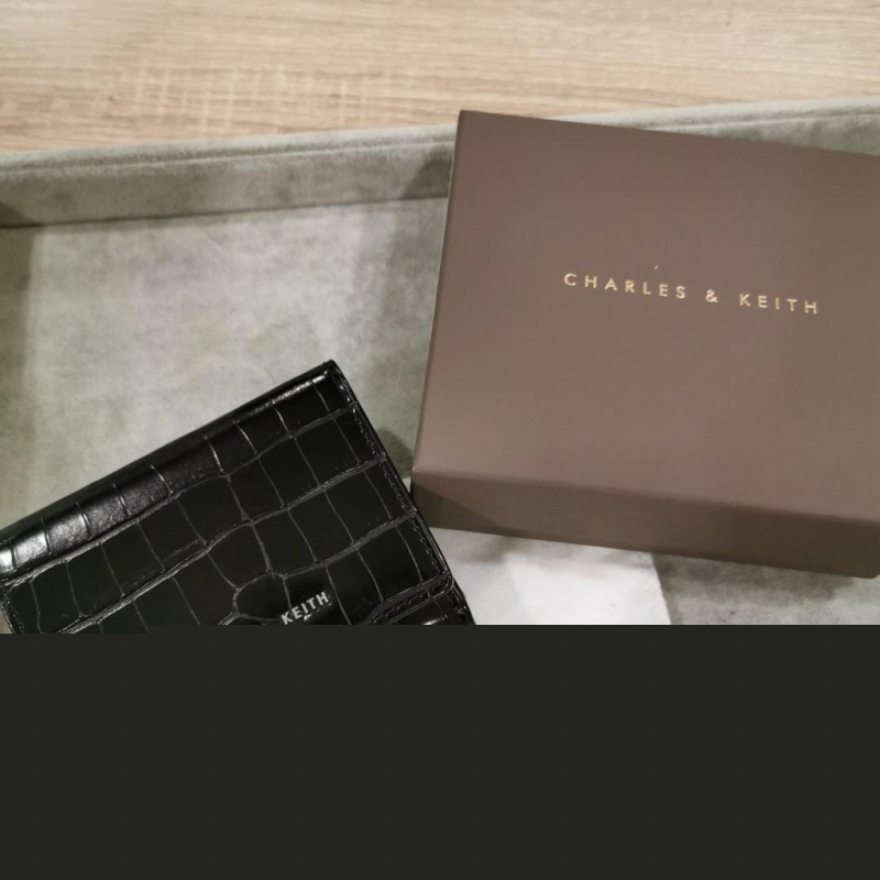 Ví nữ Charles & Keith