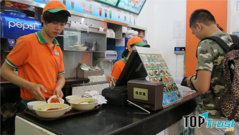 du học sinh làm đi làm thêm tại Hàn Quốc