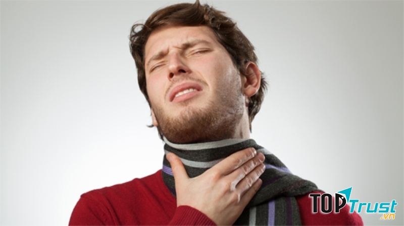 Viêm họng là bệnh nhiều người mắc vào mùa đông.