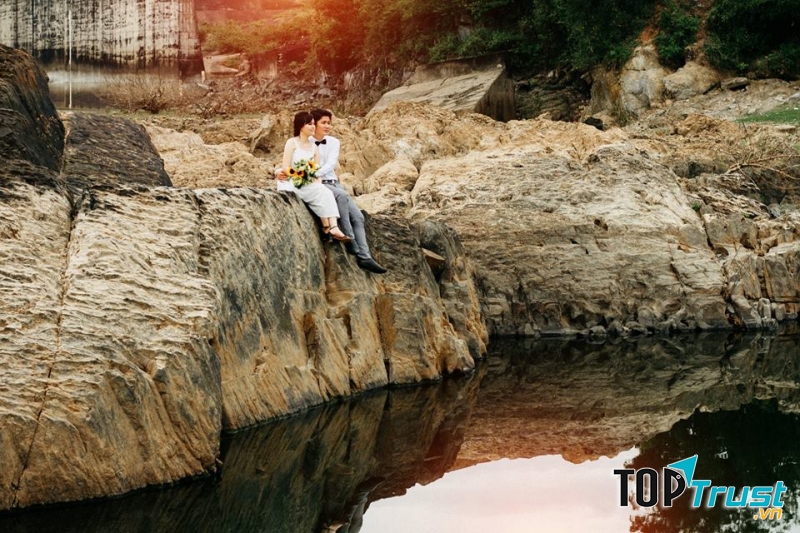 Viện Áo Cưới Ánh Nguyệt