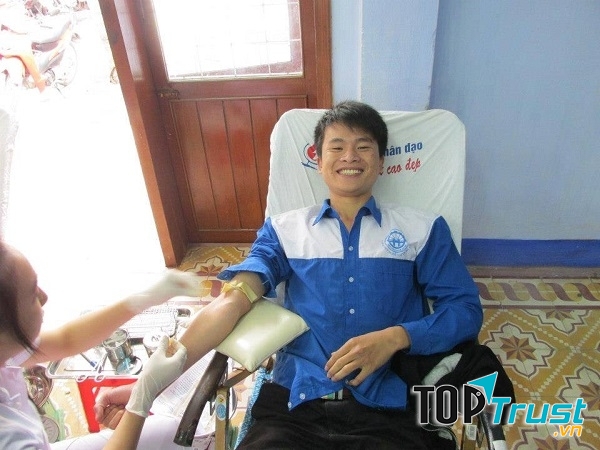 Học viên tại Viện tham gia hoạt động xã hội hiến máu tình nguyện