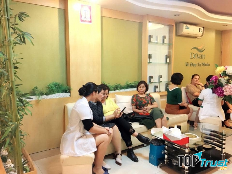 Viện Thẩm Mỹ Bác Sỹ Văn