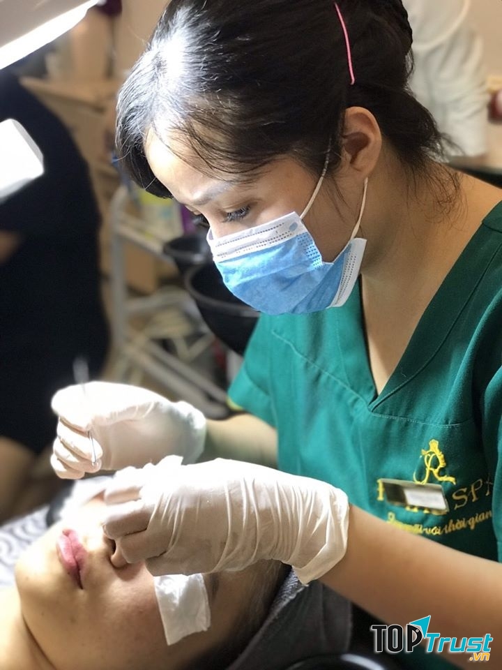 Viện thẩm mỹ Quốc tế Royal là thẩm mỹ viện uy tín toàn quốc