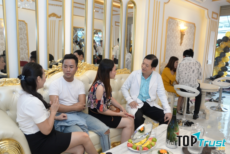 Viện thẩm mỹ Tuấn Linh