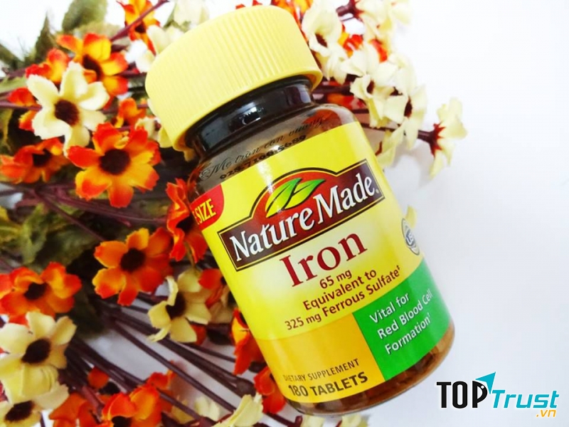 Viên uống bổ sung sắt nature made iron 65mg nhanh chóng cung cấp hàm lượng sắt cần thiết mỗi ngày cho cơ thể phát triển bình thường và khỏe mạnh.