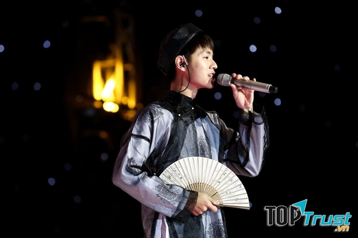 Cao Bá Hưng - SingMySong.