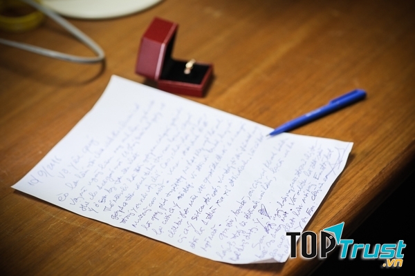 Hãy viết cho vợ những lời yêu thương