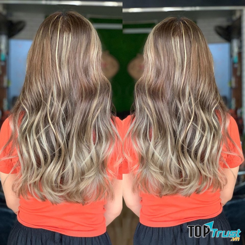 Viết Hùng Salon Tóc