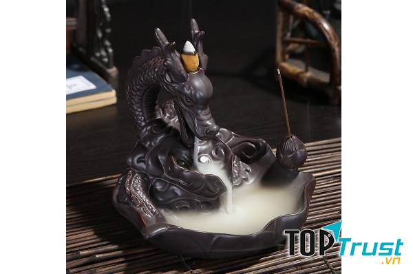 Việt Hương Trầm