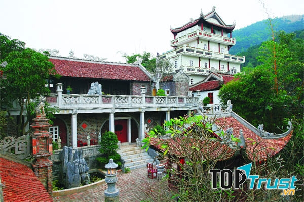 Việt phủ Thành Chương