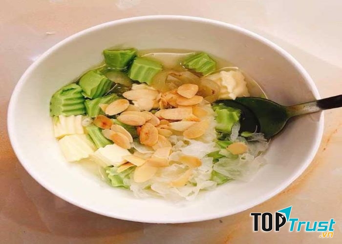 Chè khúc bạch ngon, hấp dẫn, làm xiêu lòng các vị khách