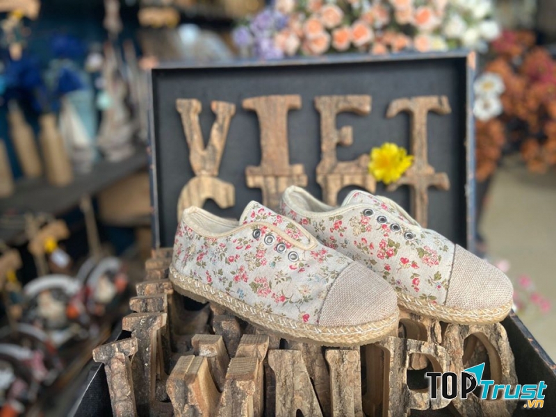 vietgiftcenter.com