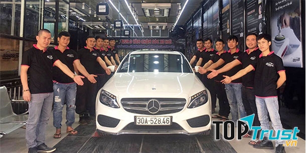 Đội ngũ nhân viên đông đảo, nhiệt tình