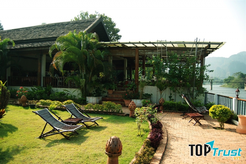 Villa Nam Song xinh đẹp