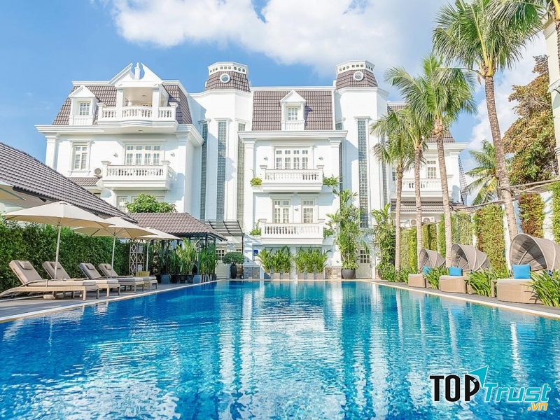 Không gian lịch thiệp