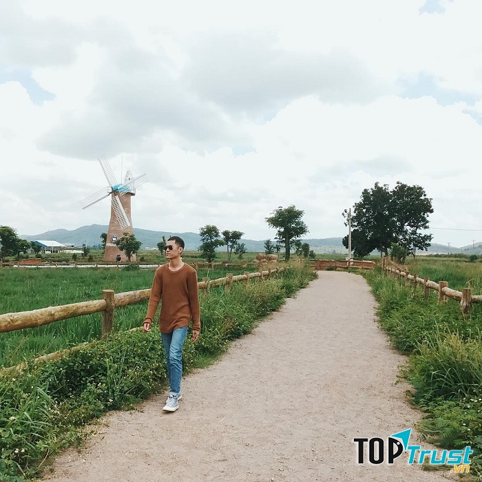 Vinamilk Organic Milk Farm