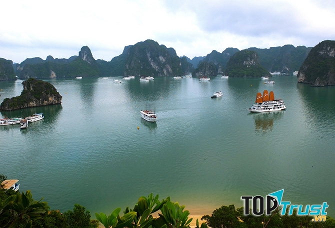 Vịnh Hạ Long