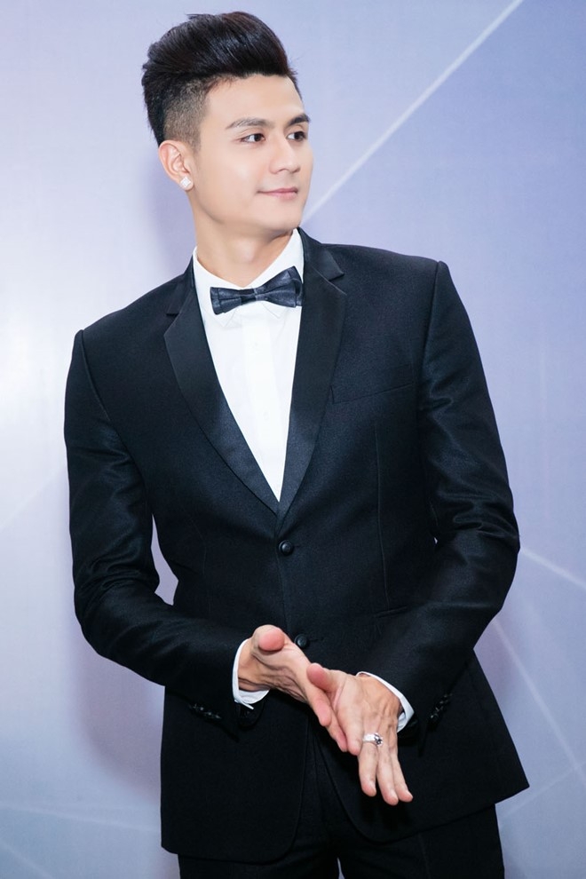 Với vẻ ngoài lai Tây có chút lạnh lùng, Vĩnh Thụy thực sự là mẫu đàn ông lý tưởng của không ít cô nàng