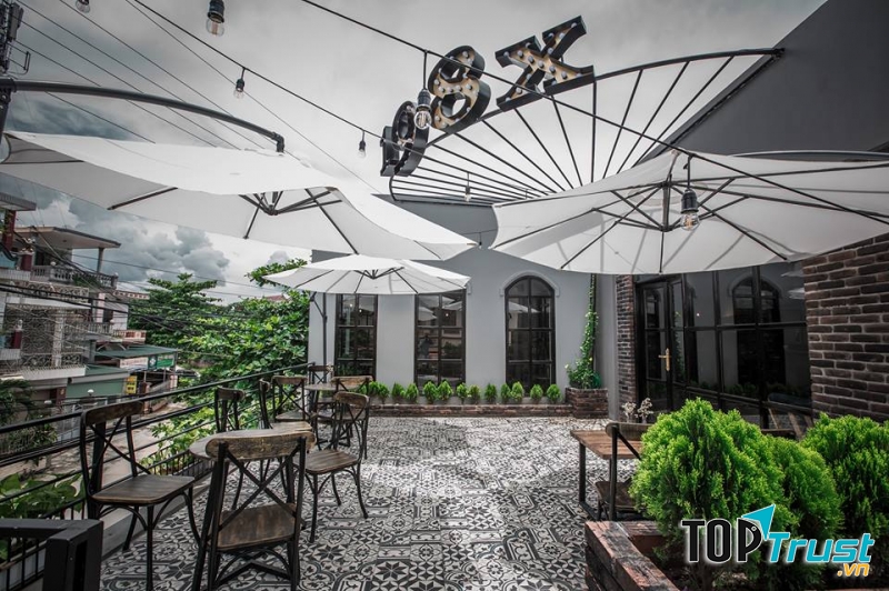 Vintage 198X Book&Cafe