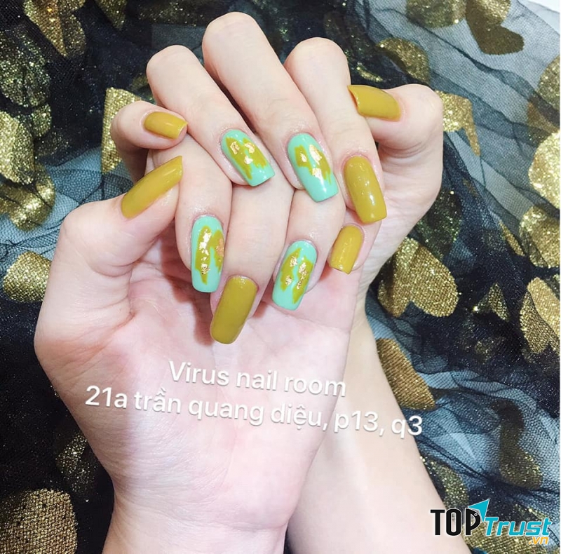 Virus Nail - Miniroom