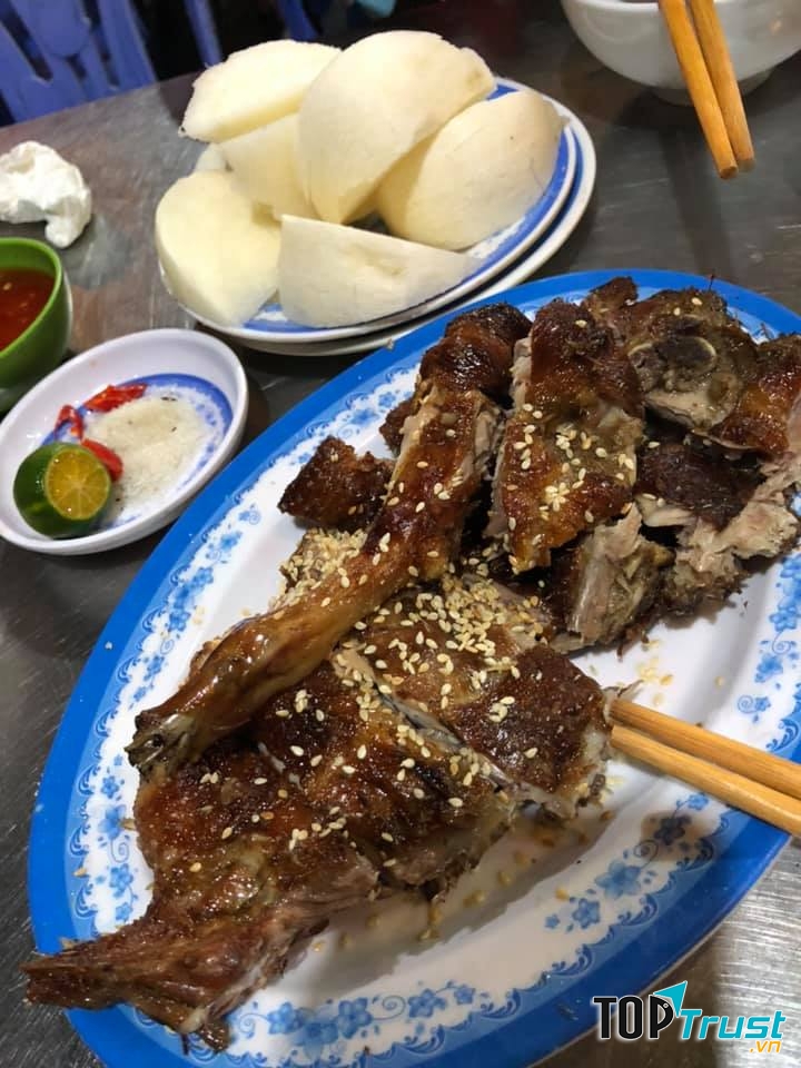 Vịt cỏ Thành Luân