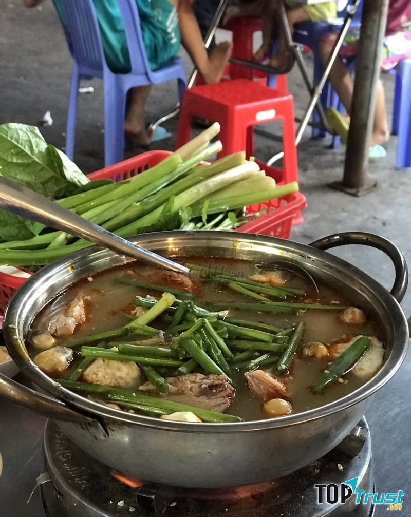 Đặc sản vịt nấu chao