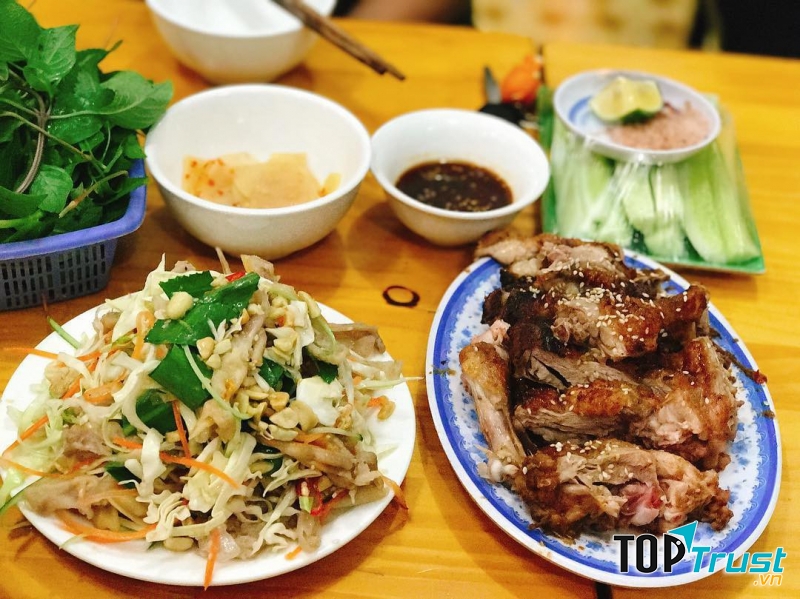 Vịt nướng Hạnh Béo