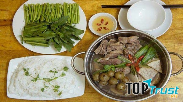 Món vịt om sấu thơm ngon
