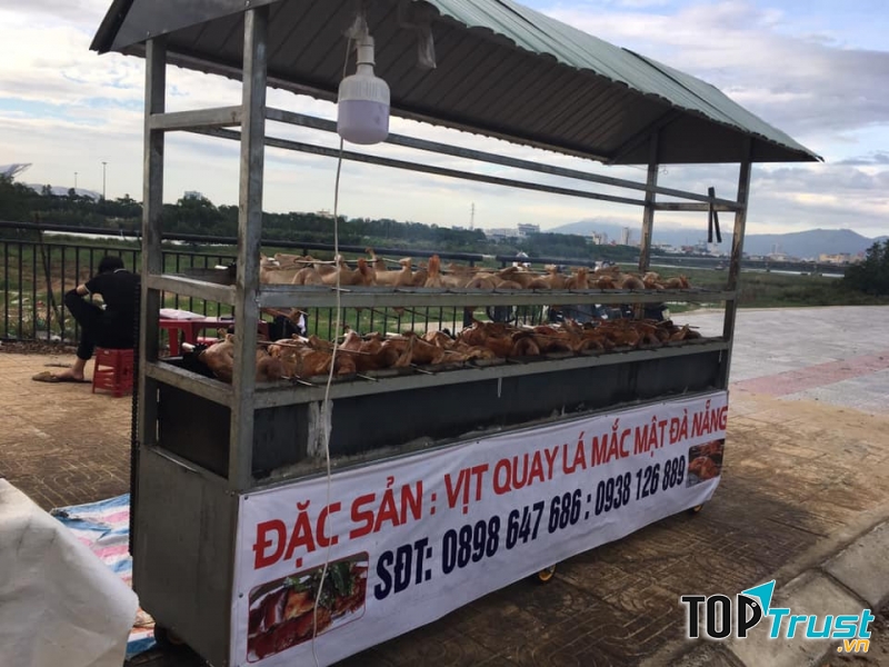 Vịt Quay Lá Móc Mật Đà Nẵng