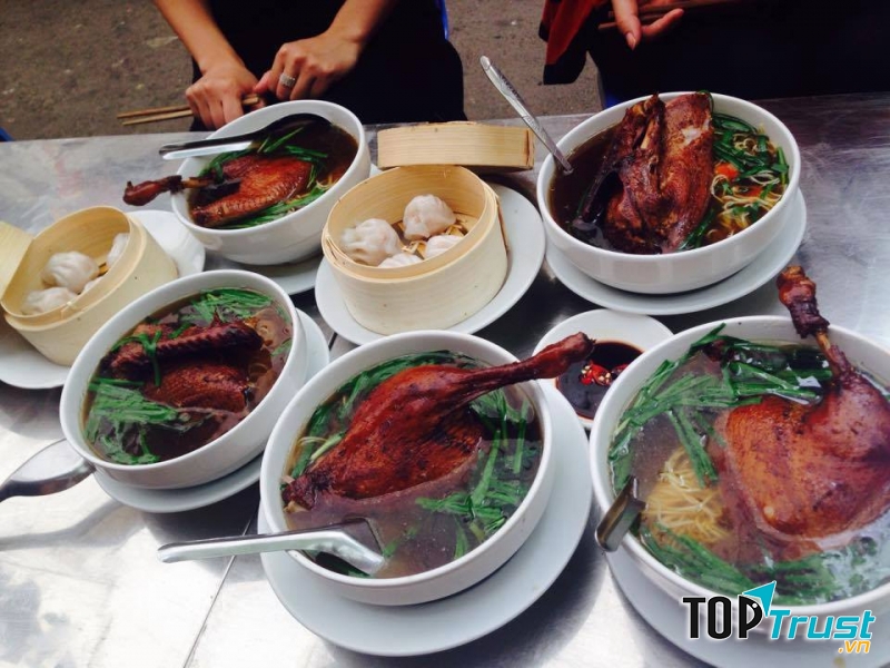 Vịt quay Quảng Châu Thủy Đức – 200A Thái Thịnh