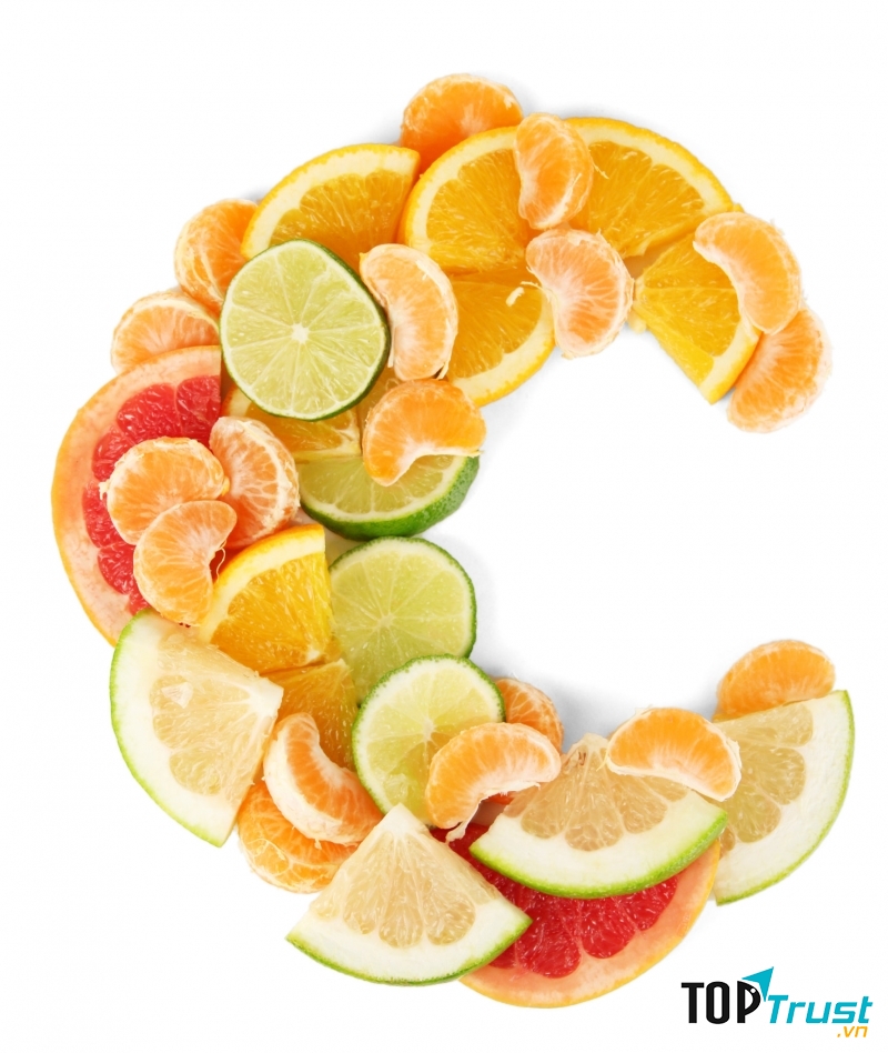 Vitamin C là một trong nhiều chất tham gia hệ thống phòng thủ chống oxy hóa của cơ thể