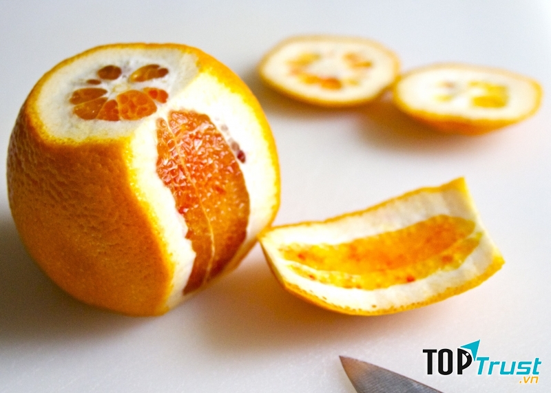 Vỏ cam chứa gấp 2 lần lượng vitamin C